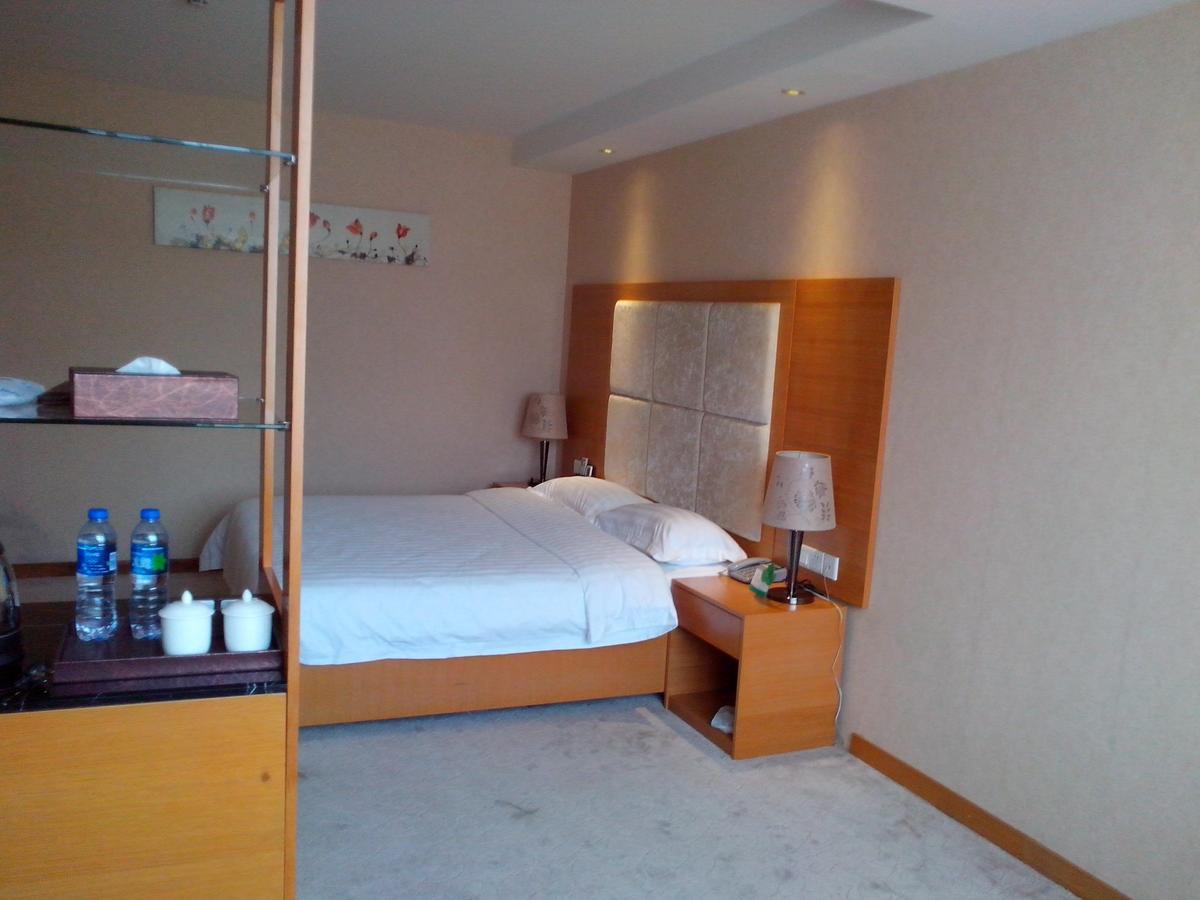 Shenzhen Huamao Aviatic Hotel Extérieur photo